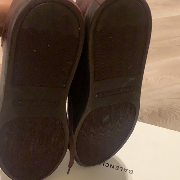 Burgundy Balenciaga‘s - Picture 6 of 7